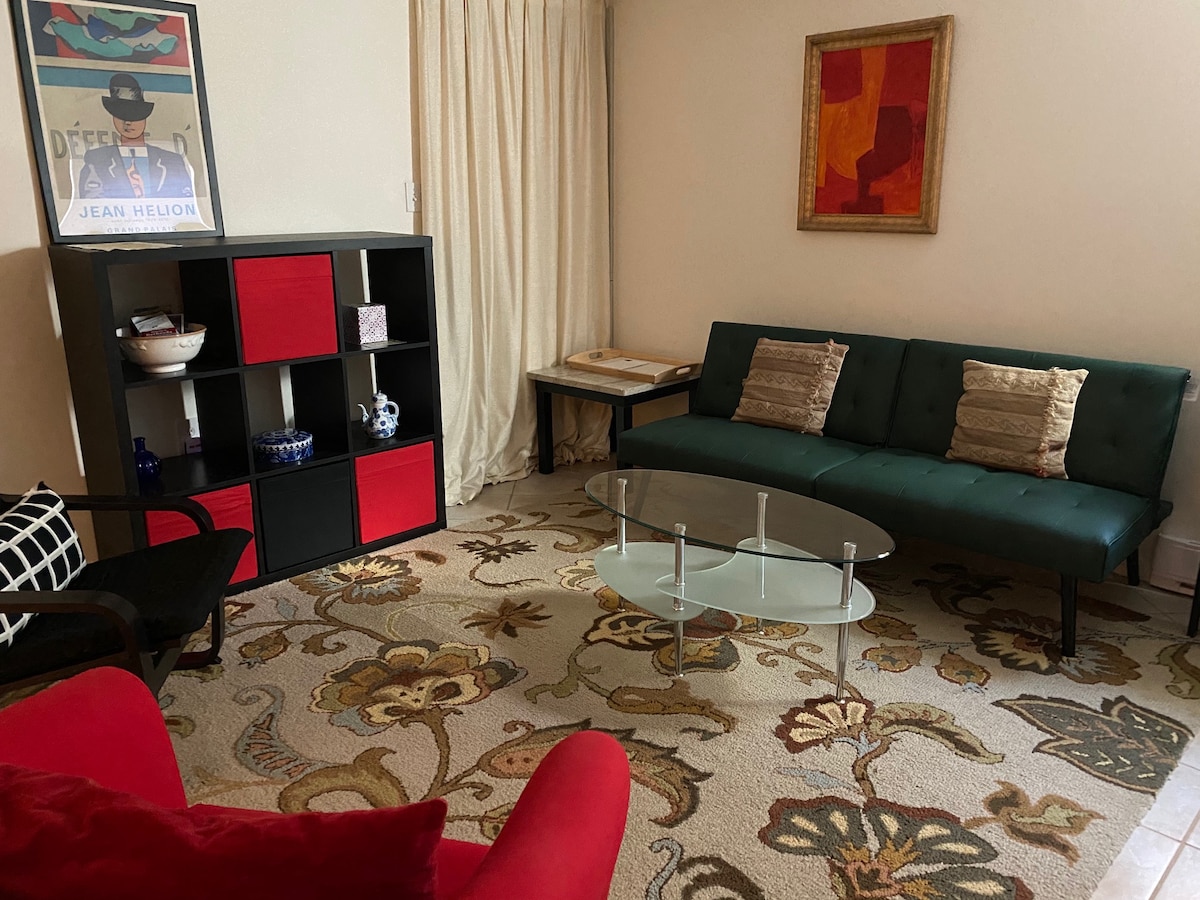 Popular Airbnb listing: Near NIH, Naval, Suburban Hospitals - Bethesda - in Bethesda