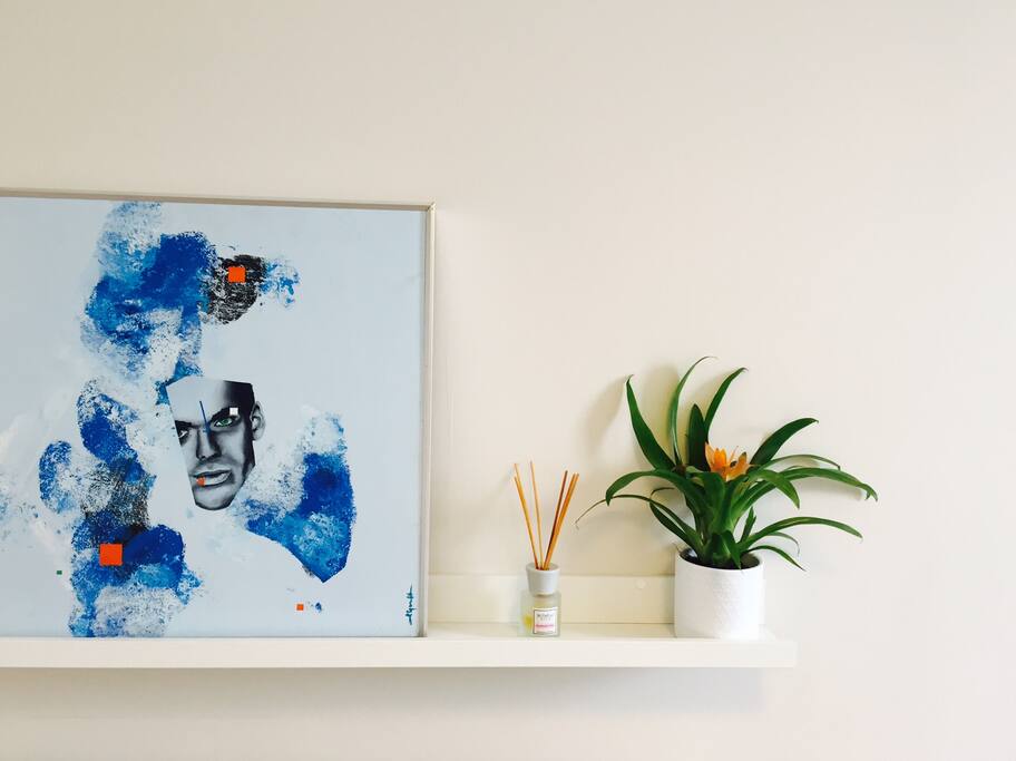 Wall Art and plant in bedroom