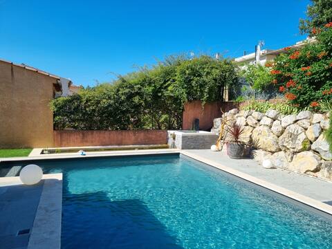 Villa in Provence - Garden and Heated Pool