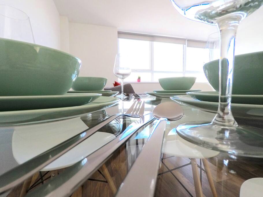 Dinerware & Cutlery