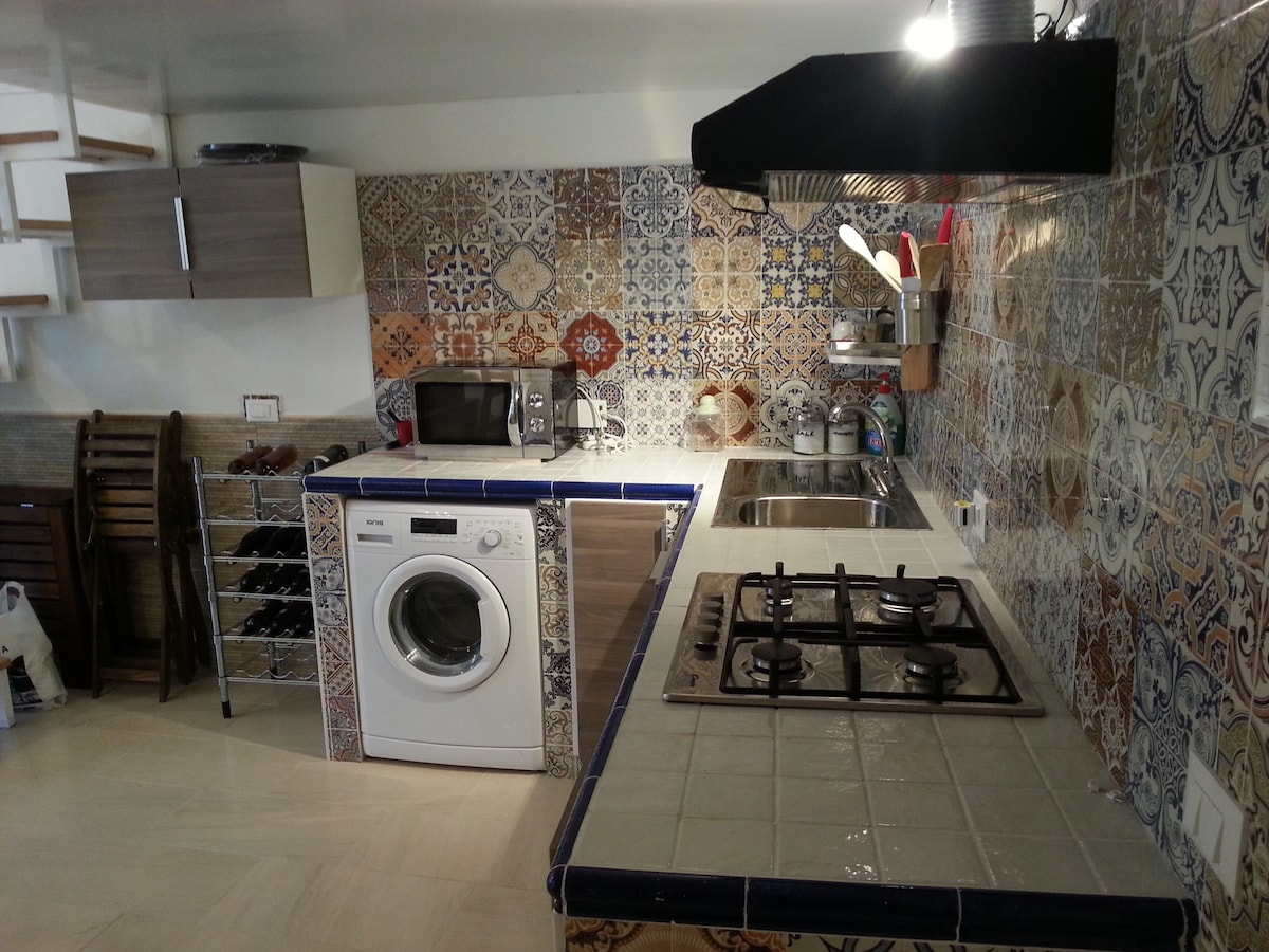 Top Airbnb: Home Adriana, Large - close to the beach a Cefalù