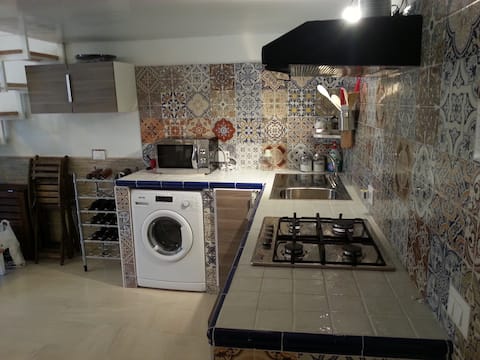 Top Airbnb: Home Adriana, Large - close to the beach a Cefalù