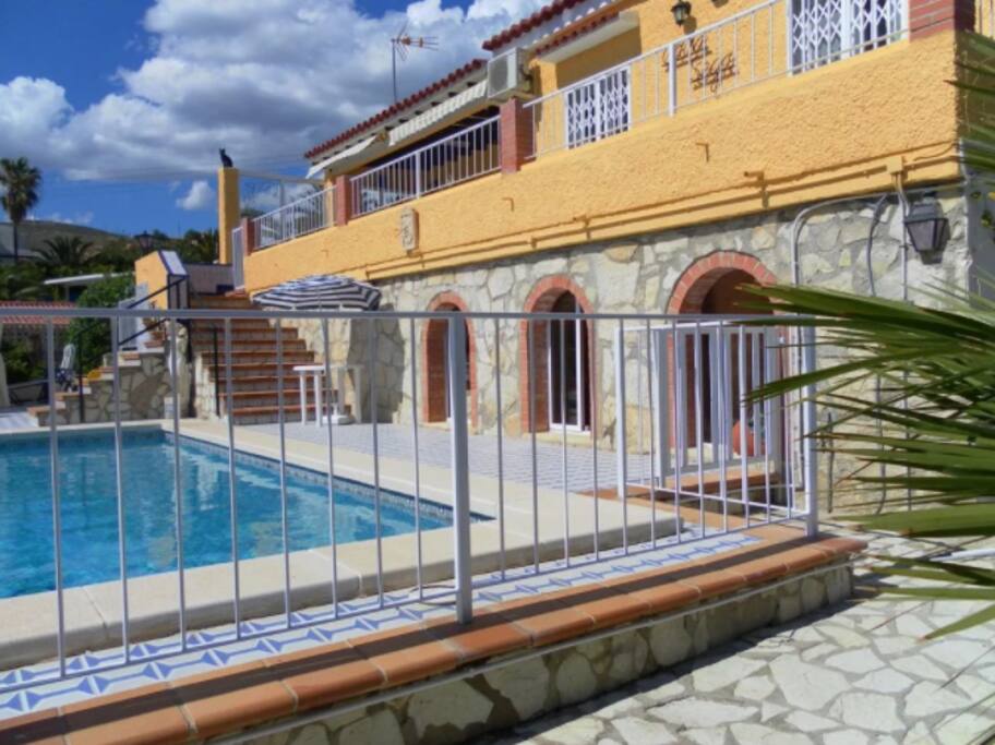 Pool area gated and fenced