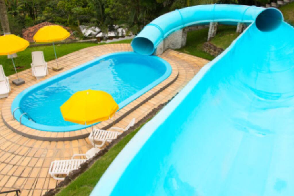 piscina tobogã (1)