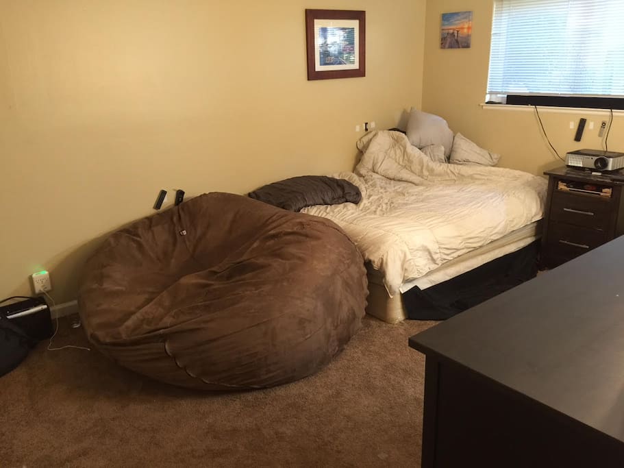 Master - Queen and 6 foot bean bag