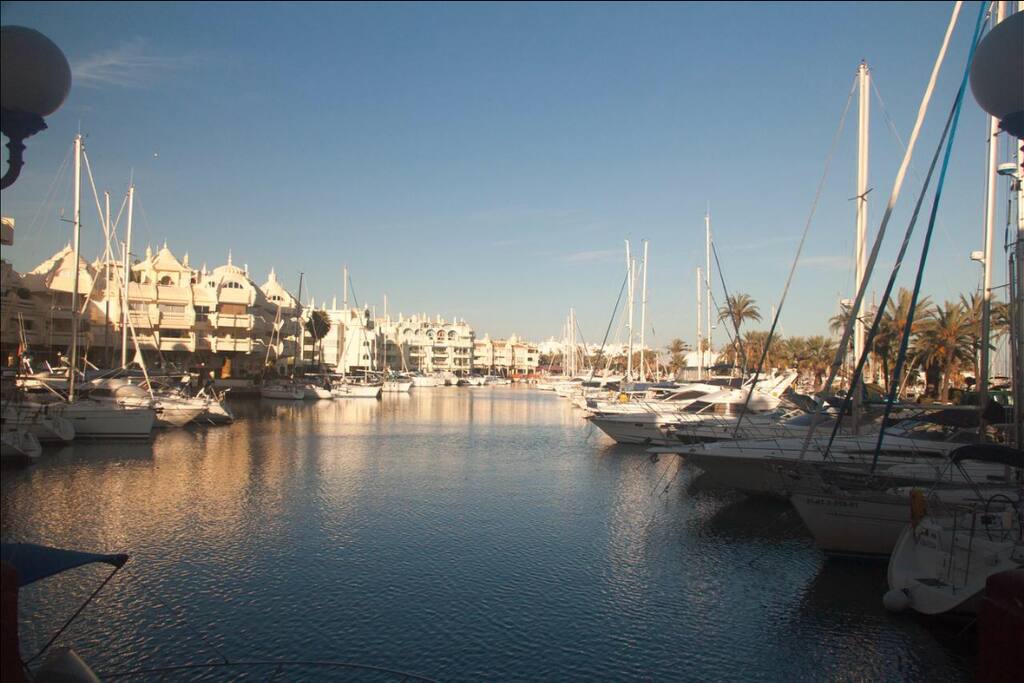 puerto deportivo marina
