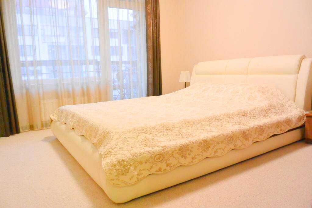 Main bedroom