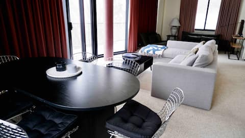 Two bedroom mountain home with spectacular views