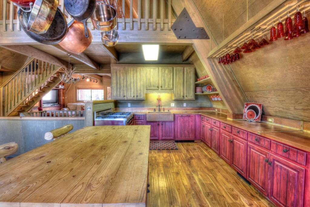 Spacious kitchen with amenities