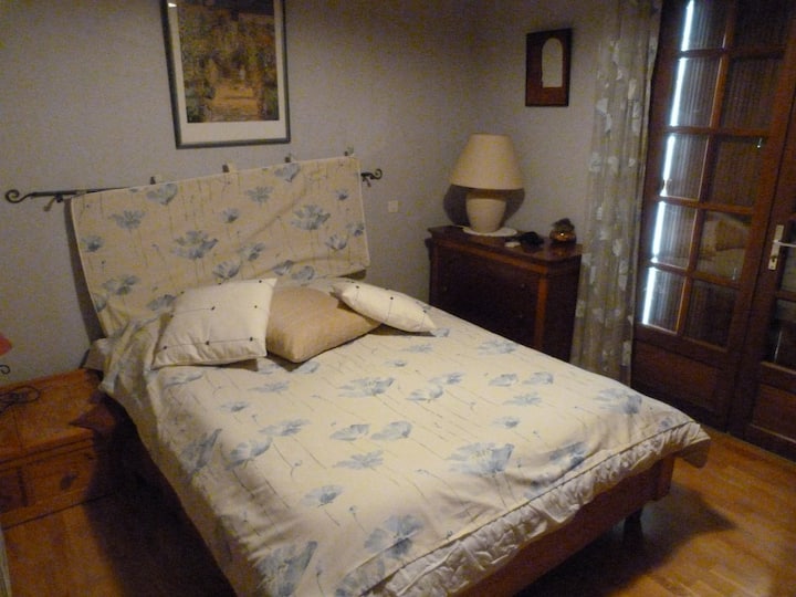Chambre au rez de jardin