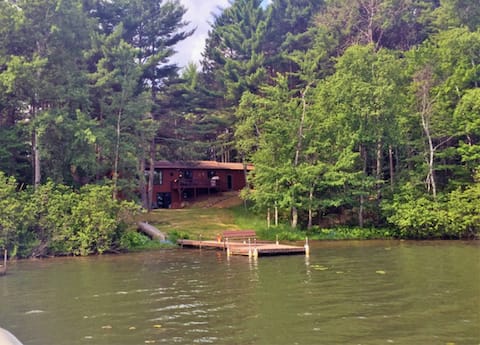 Large beautiful Lake Home - great views & wildlife