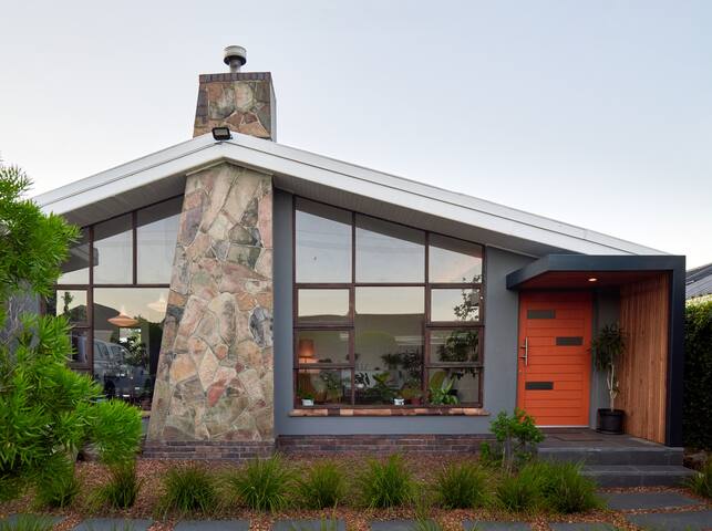 Plant filled home near Muizenberg with inverter gallery image 2