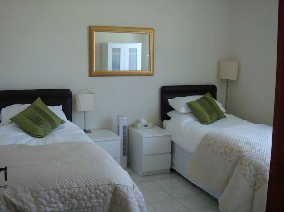 Twin bedroom, beds can be made into a superking size double bed
