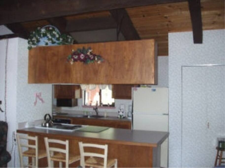 Kitchen with everything you need.
