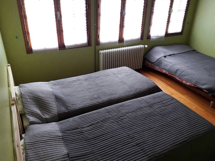 საძინებელი 3