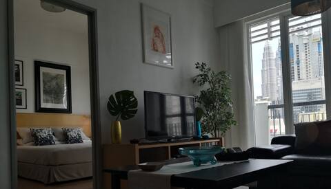 Bienvenue best high floor Petronas View. 2+2