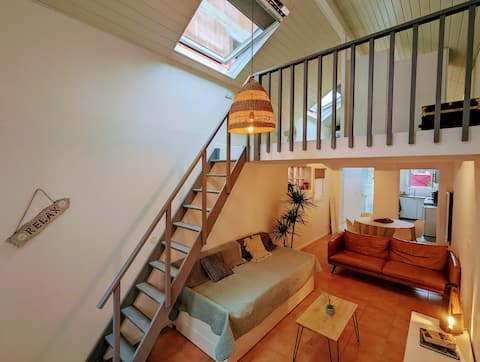 Popular Airbnb listing: Chez Marco & Lili, small house near La Défense in Colombes
