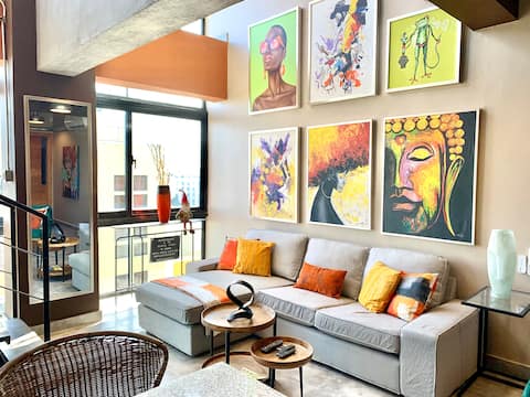 ARTISTIC LOFT:City Center*Attractions* Metro*CIPLA