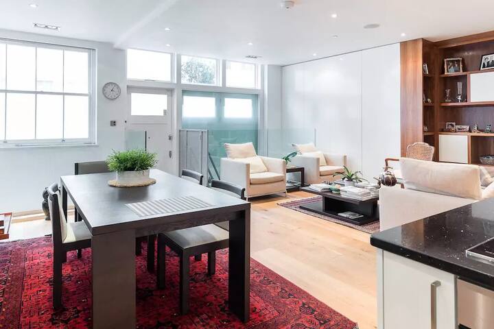 Elegant and Stunning 3 Bedroom and 3 Bathroom with AC in Kensington