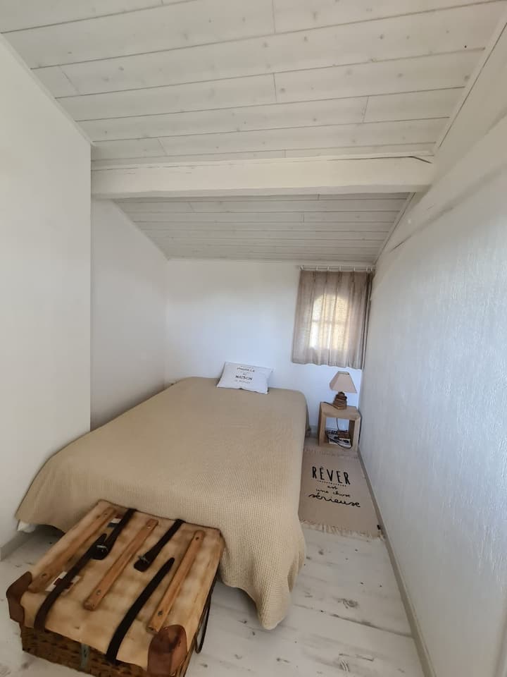 Спалня Топ 2