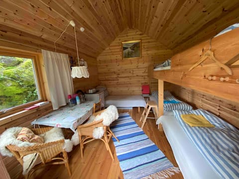 Top Airbnb: Mountain cabin in Trodla-Tysdal after 3 hours hike in Hjelmeland