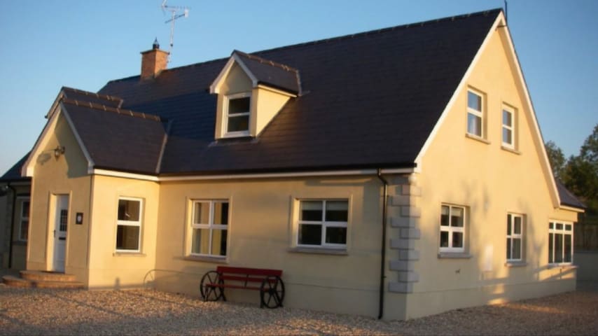 Tullyvar Cottage