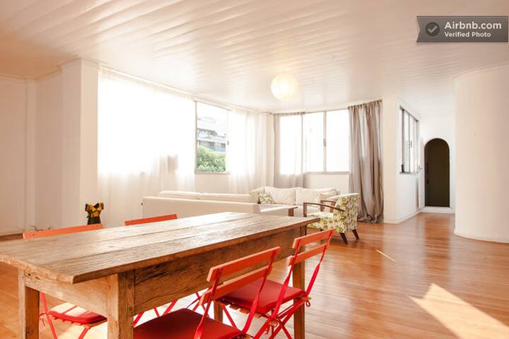 Loft 150 sqm & 3 bedrooms gallery image 2