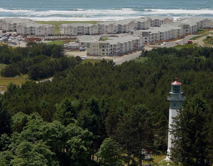 Walking Distance to Washington's Tallest Lighthouse