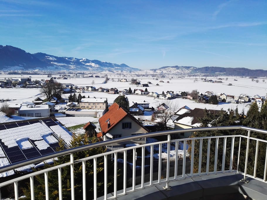 Aussicht vom Balkon (Zimmer im 1.Stock)