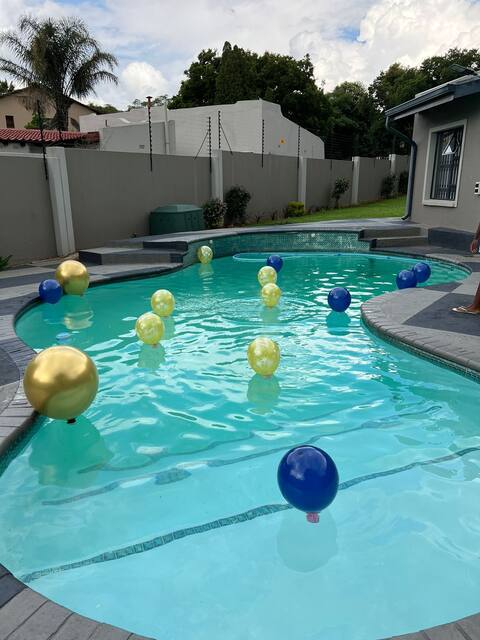 URlyfstyle Signature Stay & Venue 10km to Airport