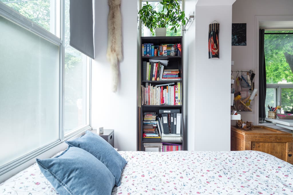 Cozy nook to sleep in