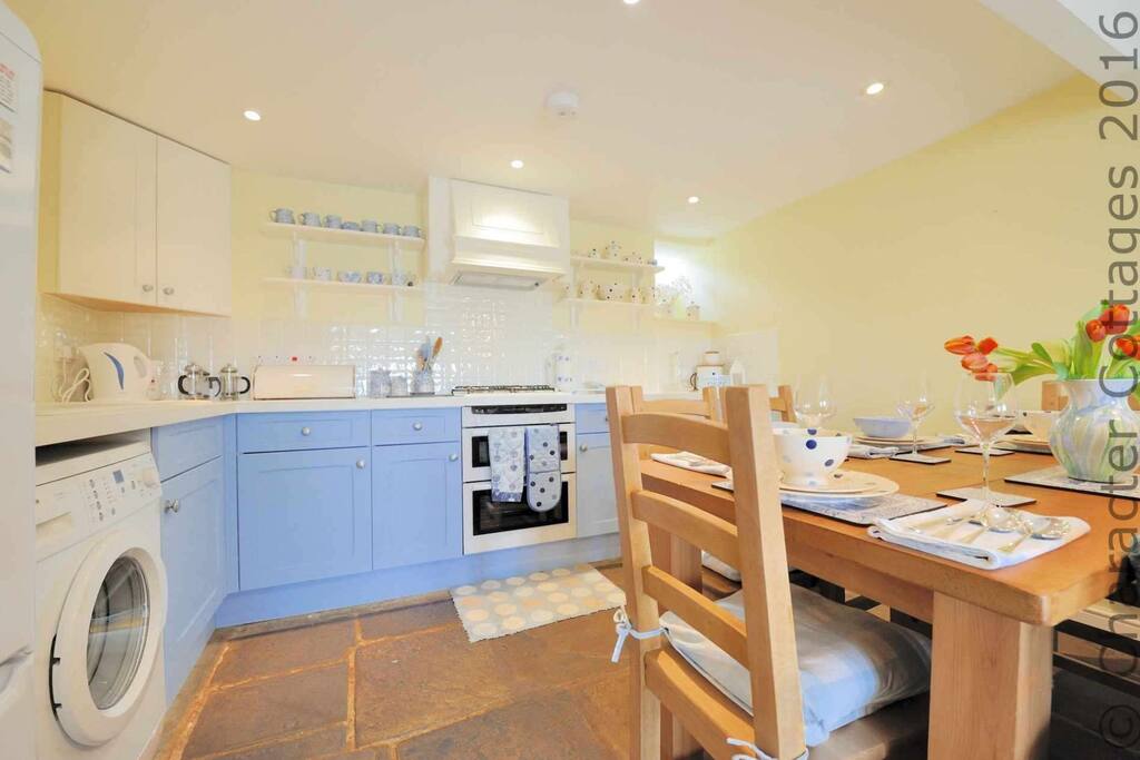 Smart kitchen with dining table