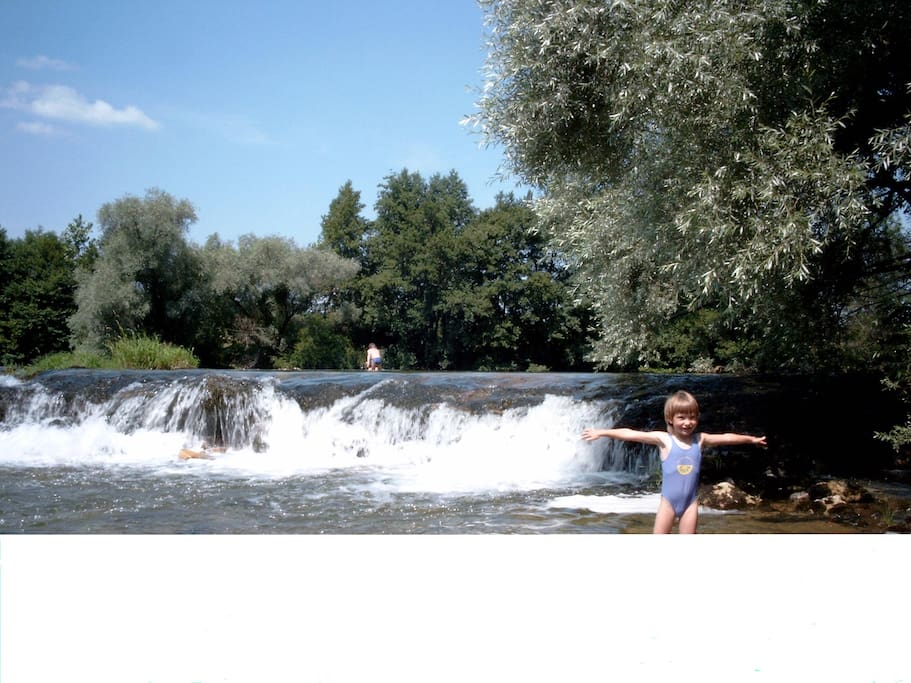 Baignade dans la Loue à 2 km