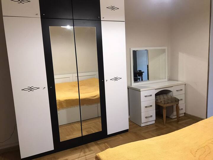 غرفة النوم 2