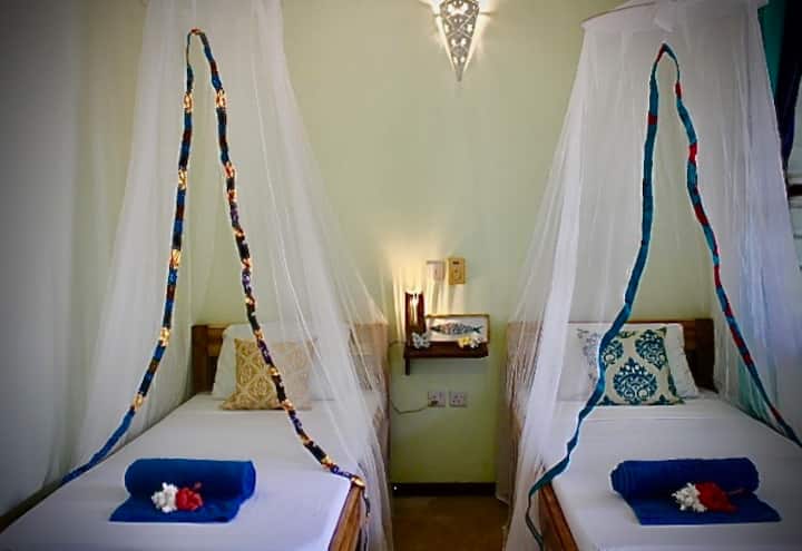 vitanda vya mtu mmoja