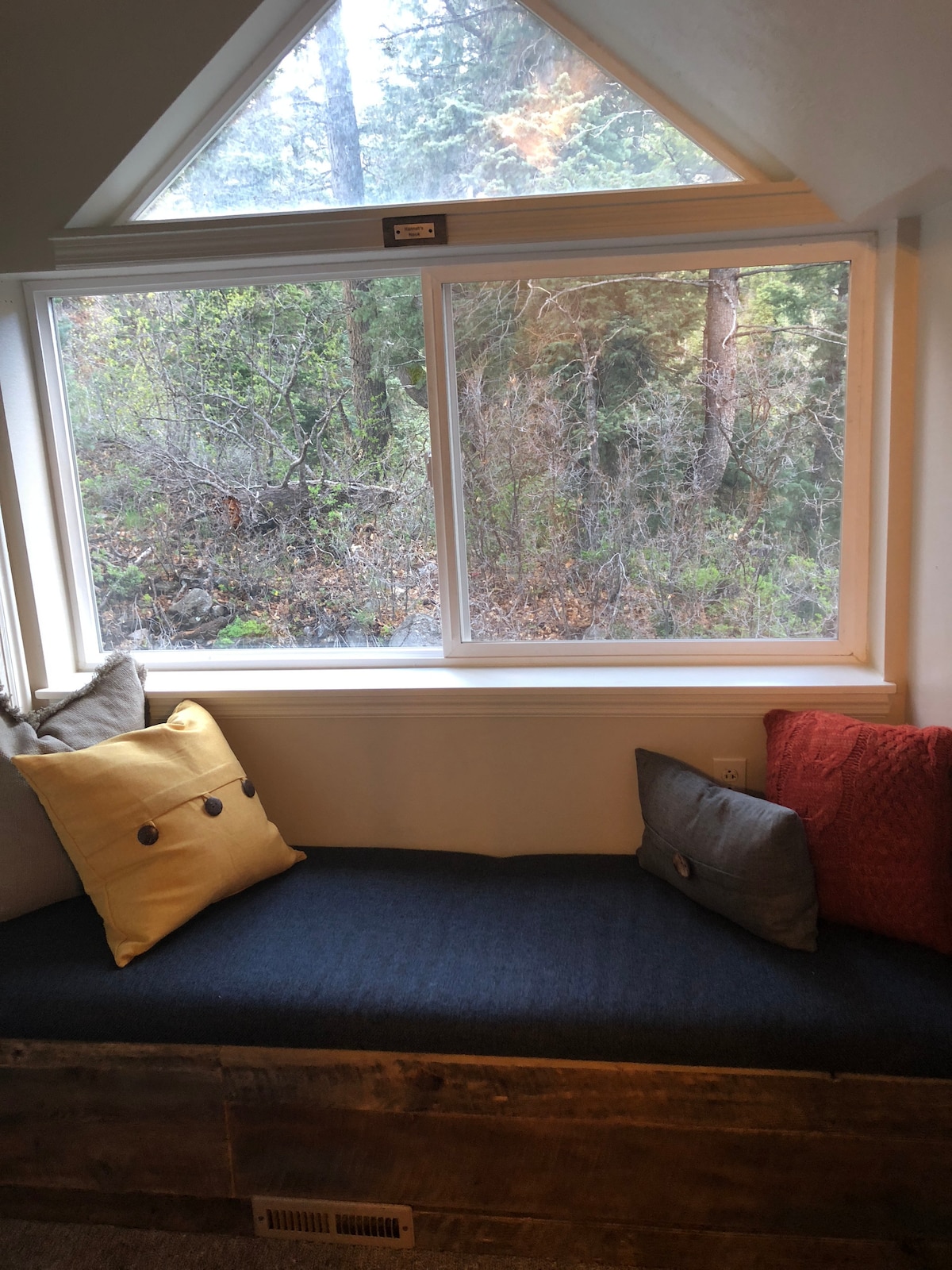 Midway Mountain Cabin
