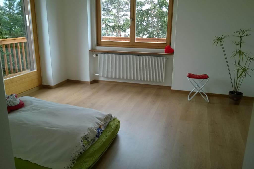 Camera da letto con balcone