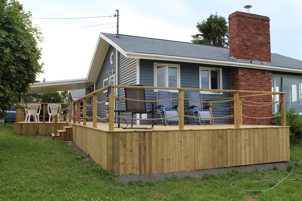 Have your morning coffee on the beautiful deck with ocean view