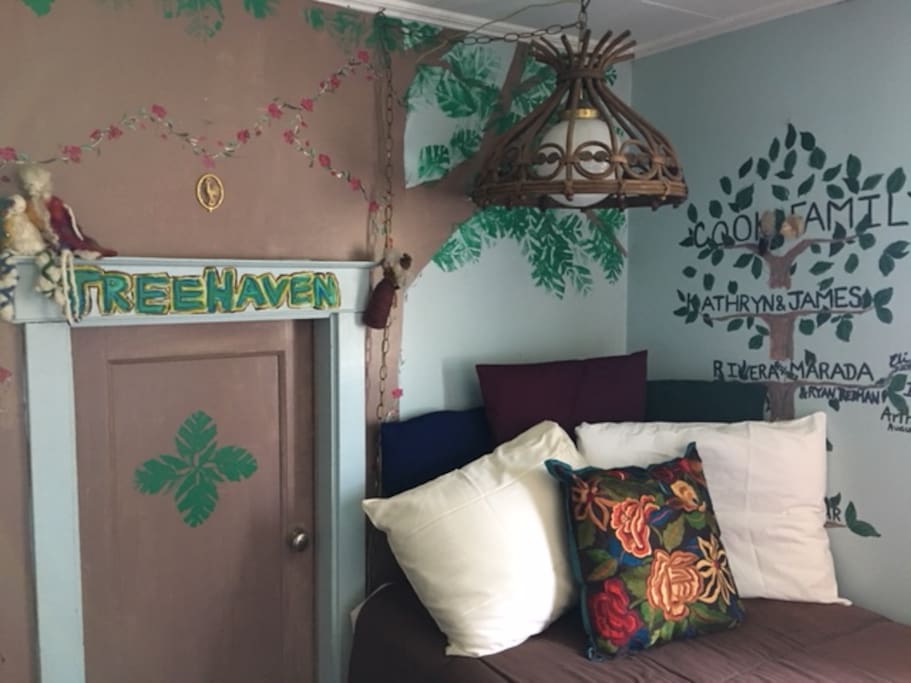 A creative and friendly room in our artistic farmhouse.