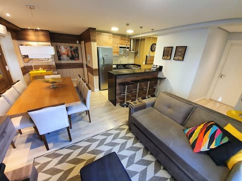 Top Airbnb: Luxury Apartment 300m R. Covered | 2 Suites | Furnished em Gramado