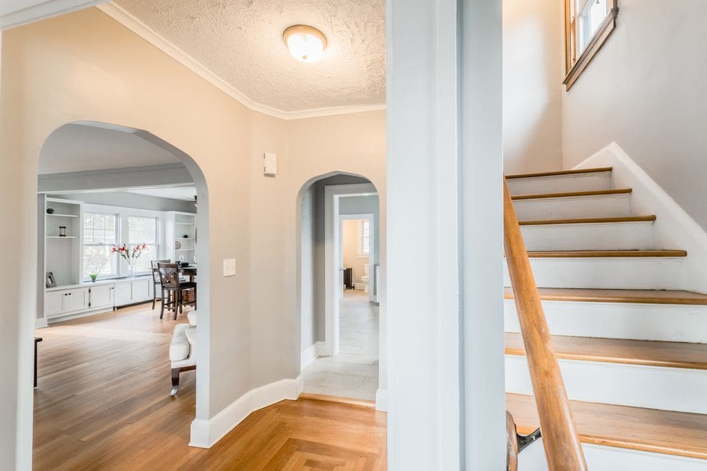 Hallway to kitchen or upstairs
