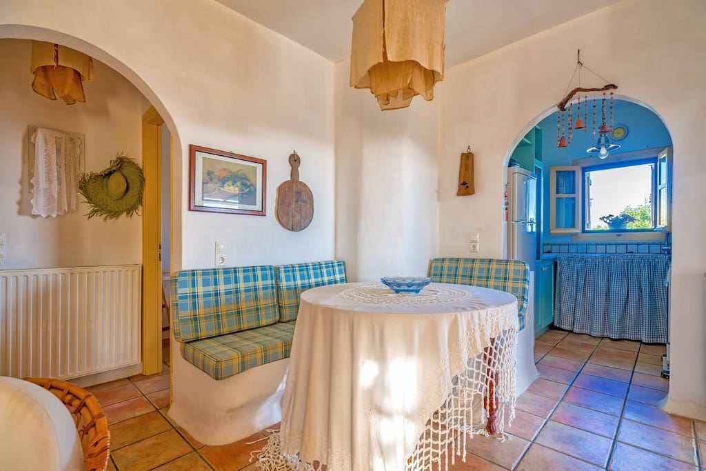 DINING AND KITCHEN
