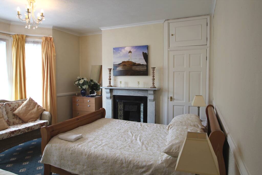 Double Bedroom