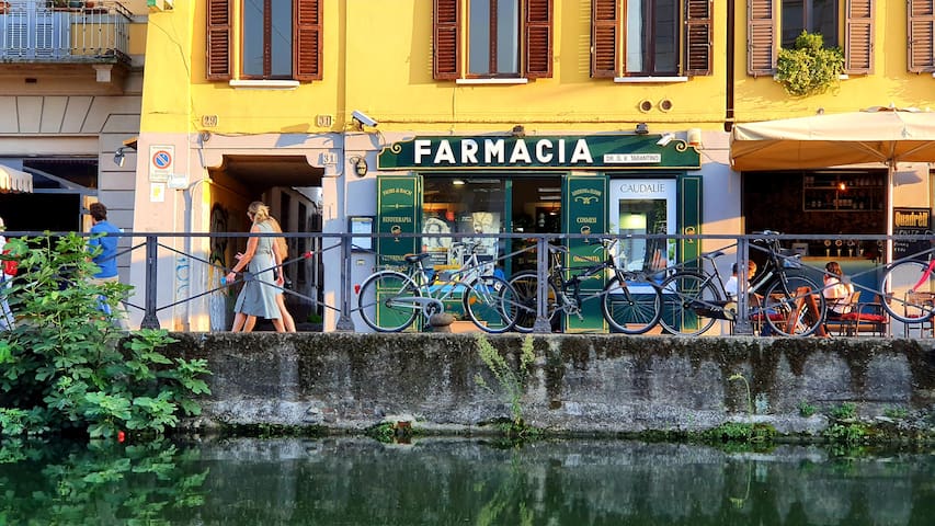 Boutique apartment with patio. Navigli experience