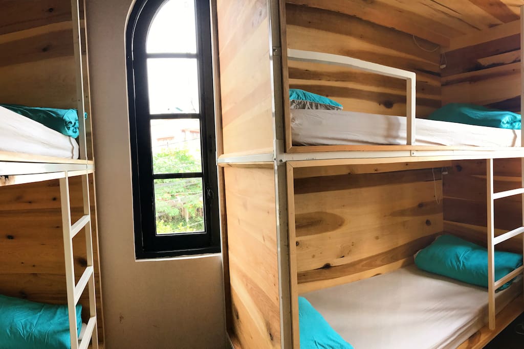 4-bed box