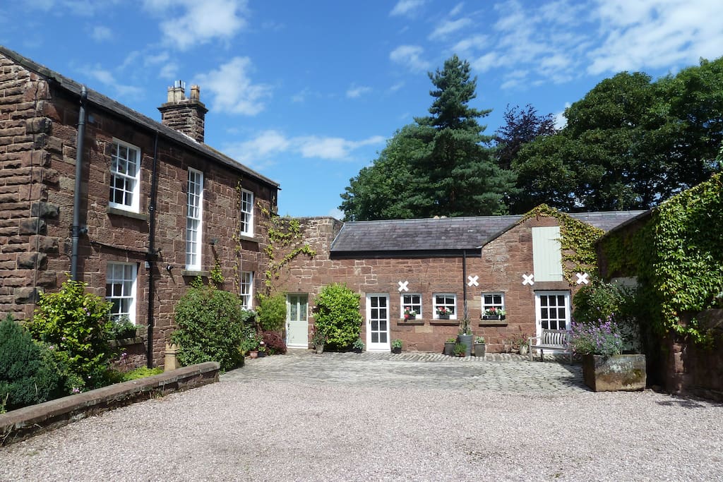 Neston...The Stables at Ness 借りられるアパート Neston, Wirral, Cheshire, イギリス