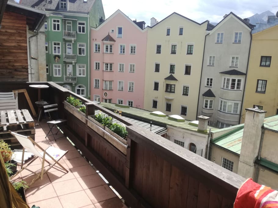 balcony