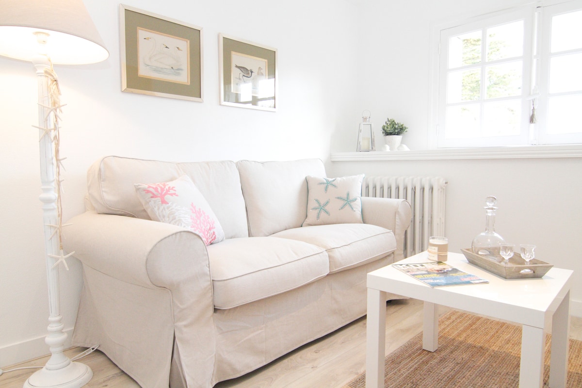 Top Airbnb: Villa Prat Bras Charming apartment at the beach in Clohars Carnoët