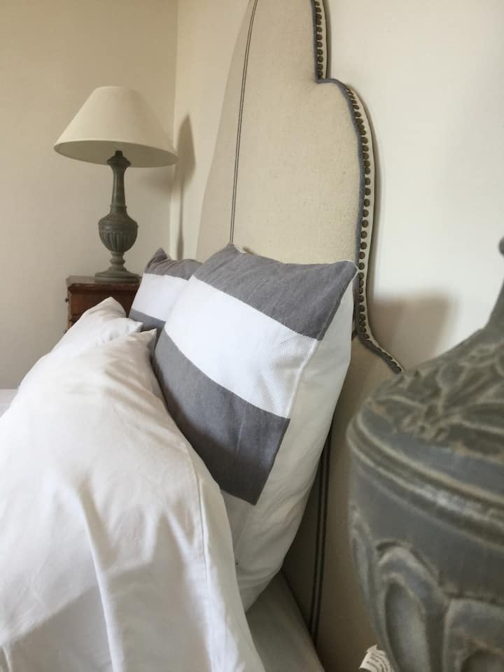 საძინებელი 3