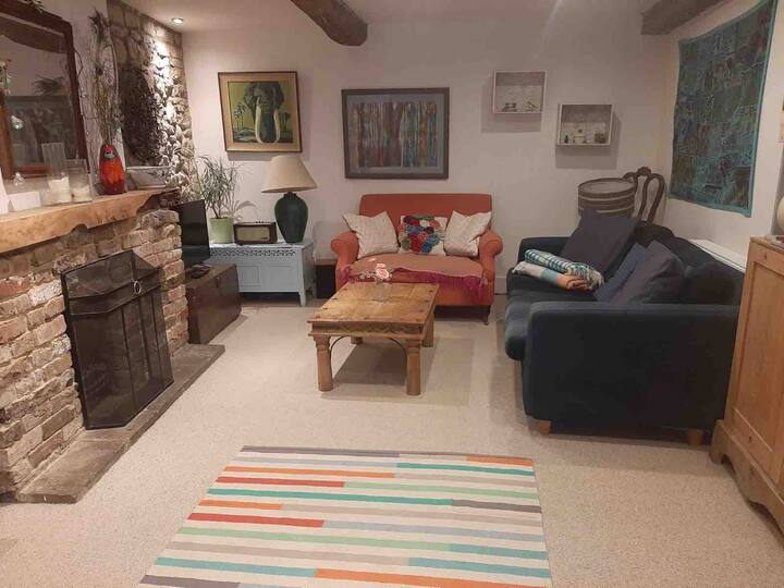 Spacious Cottage Comfort, West Country! - Shepton Mallet